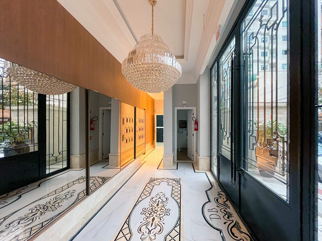 Foto do imóvel Apartamento Mobiliado com 3 Suítes no Residencial Dom Benedito em Meia Praia – Itapema**