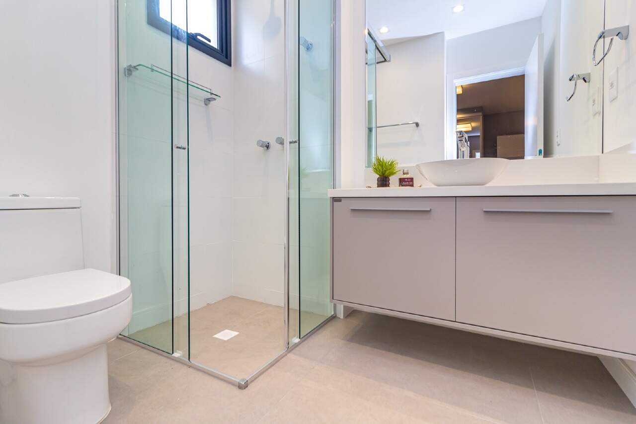 Foto do imóvel Apartamento Mobiliado com 3 Suítes no Residencial Dom Benedito em Meia Praia – Itapema**