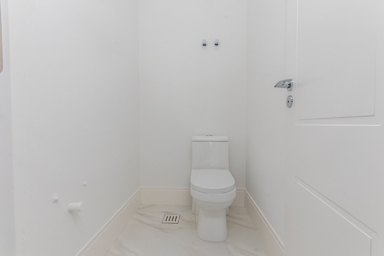 Foto do imóvel Apartamento 4 suítes no Edifício La Belle – 196m² a 60m do mar em Meia Praia, Itapema