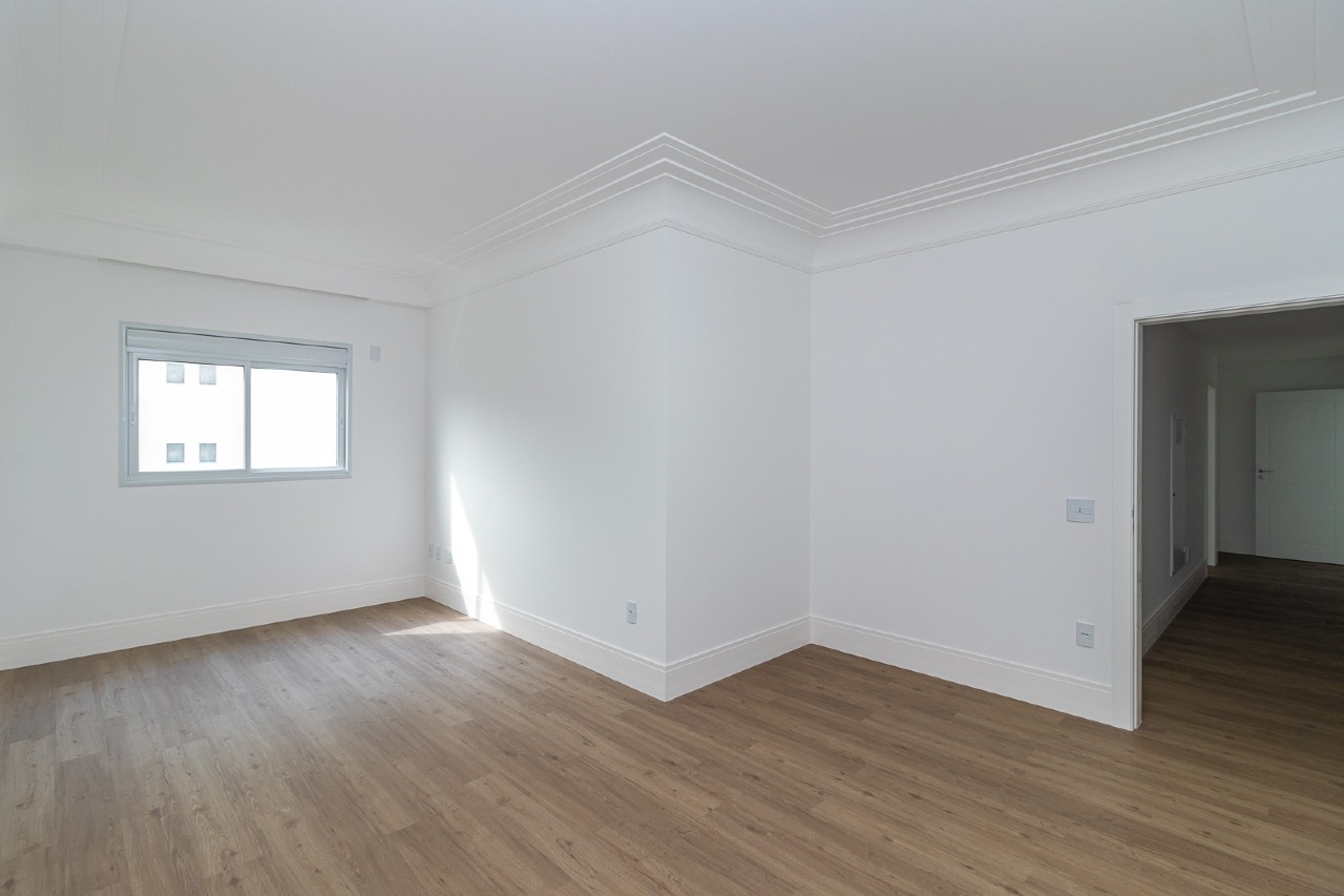 Foto do imóvel Apartamento de 4 suítes no Ed. Belvedere no Centro de Itapema