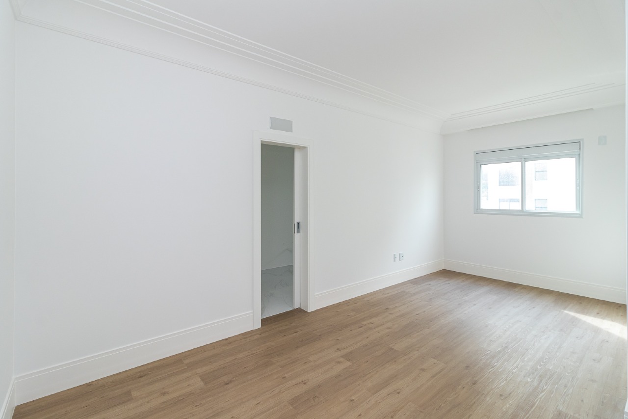 Foto do imóvel Apartamento de 4 suítes no Ed. Belvedere no Centro de Itapema