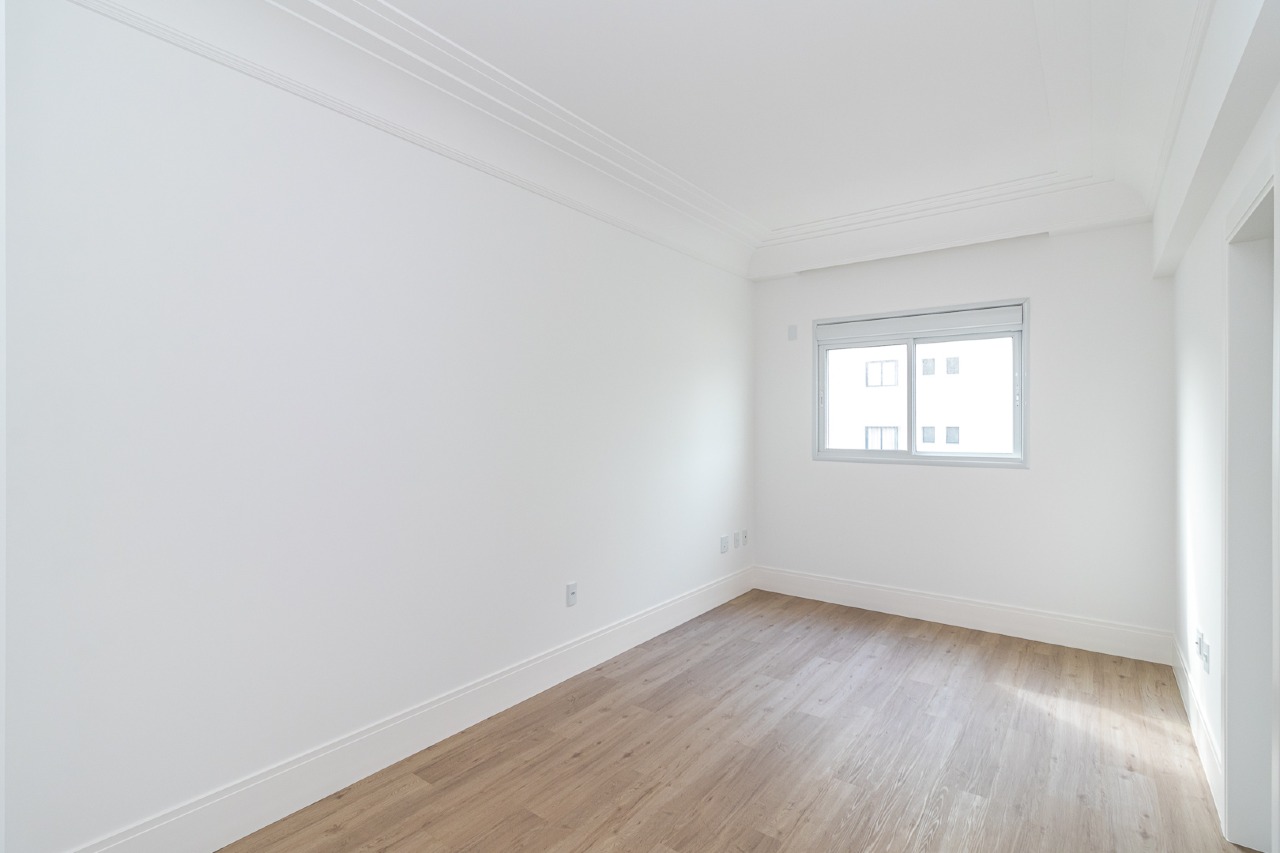 Foto do imóvel Apartamento de 4 suítes no Ed. Belvedere no Centro de Itapema