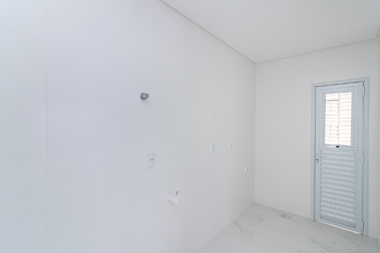 Foto do imóvel Apartamento de 4 suítes no Ed. Belvedere no Centro de Itapema