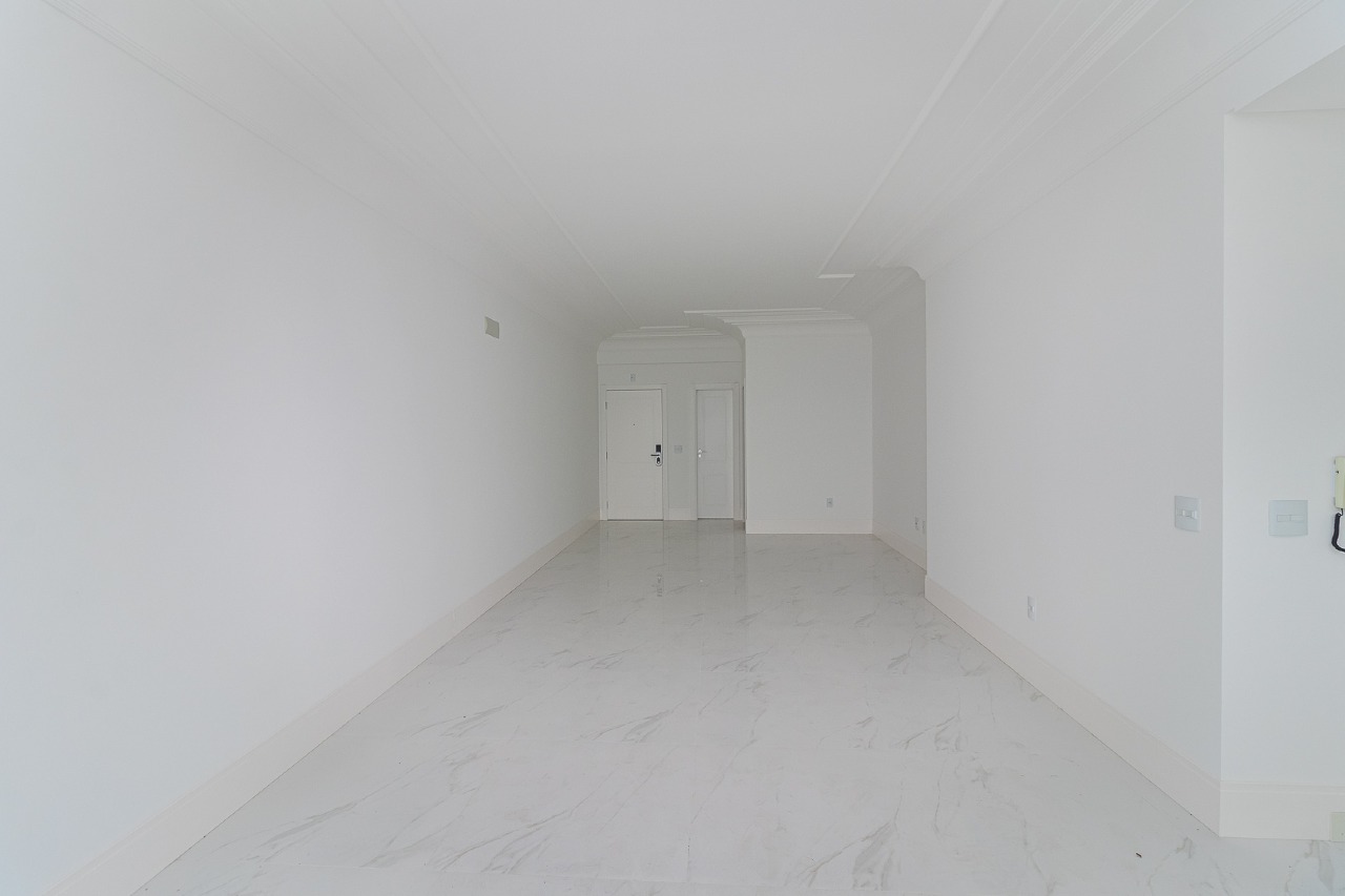 Foto do imóvel Apartamento de 4 suítes no Ed. Belvedere no Centro de Itapema