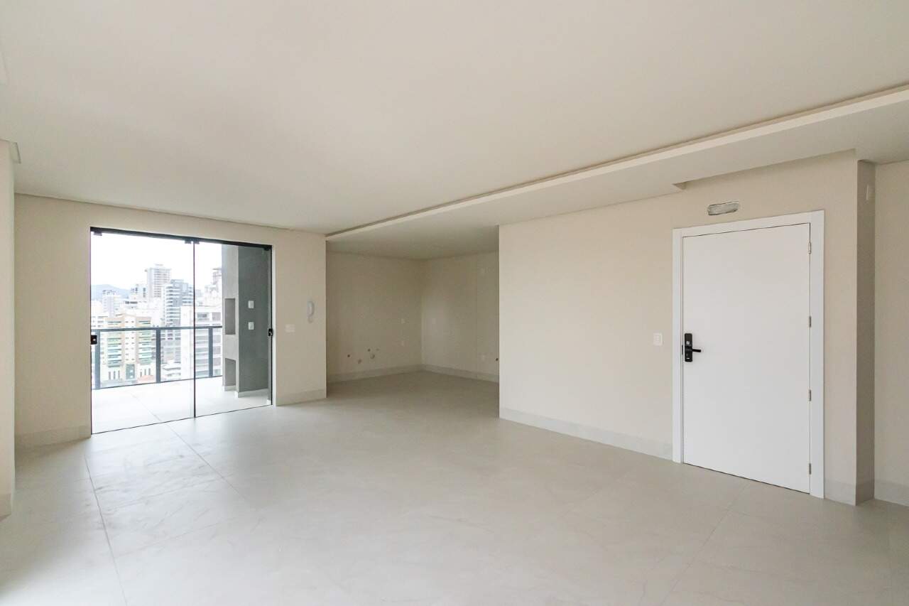 Foto do imóvel Apartamento 3 Suítes à Venda no Edifício Águas de Março – Meia Praia, Itapema