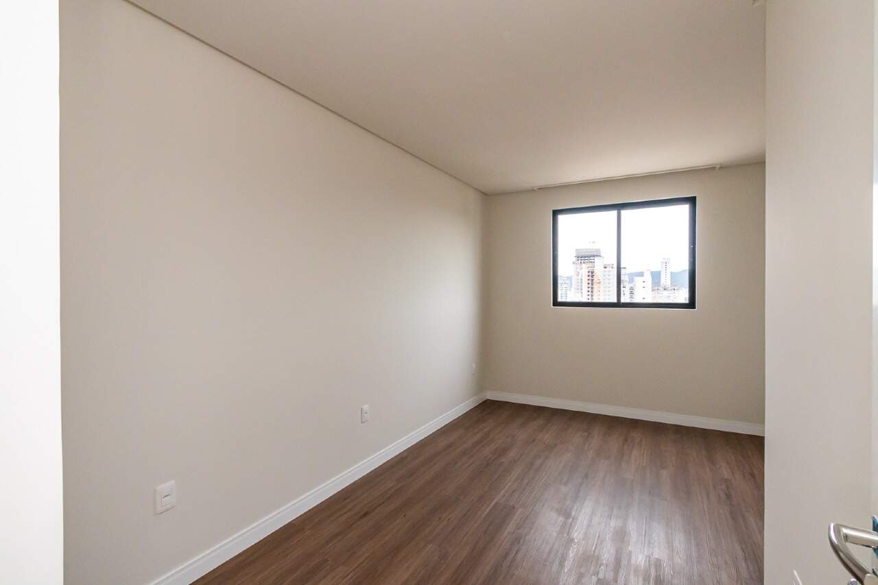 Foto do imóvel Apartamento 3 Suítes à Venda no Edifício Águas de Março – Meia Praia, Itapema