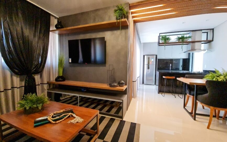 Apartamento com 3 suítes no Residencial Arcos da Lapa na Meia em Praia Itapema