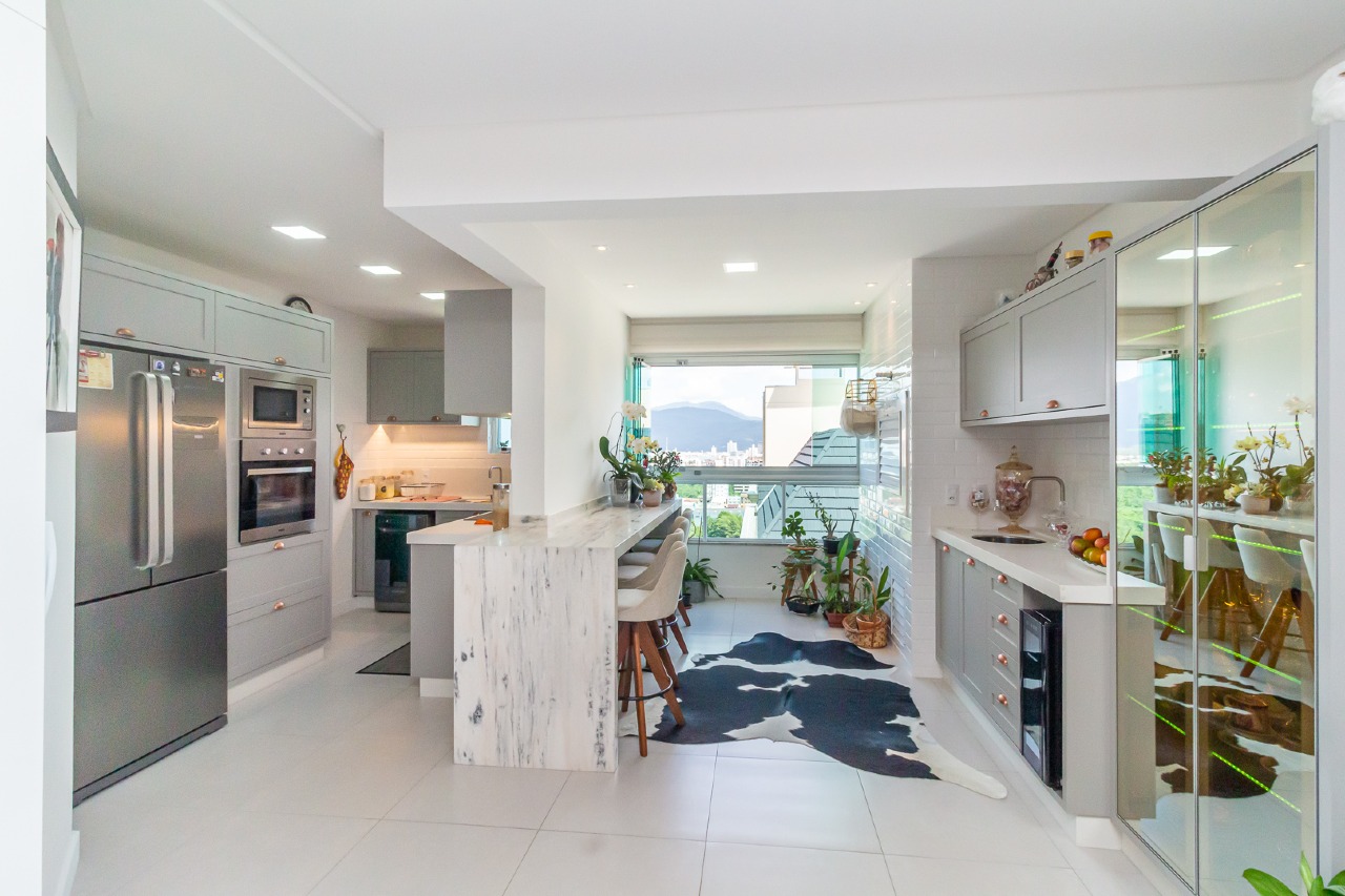 Foto do imóvel Apartamento mobiliado no Elohim Itapema com 3 suítes e 110m²