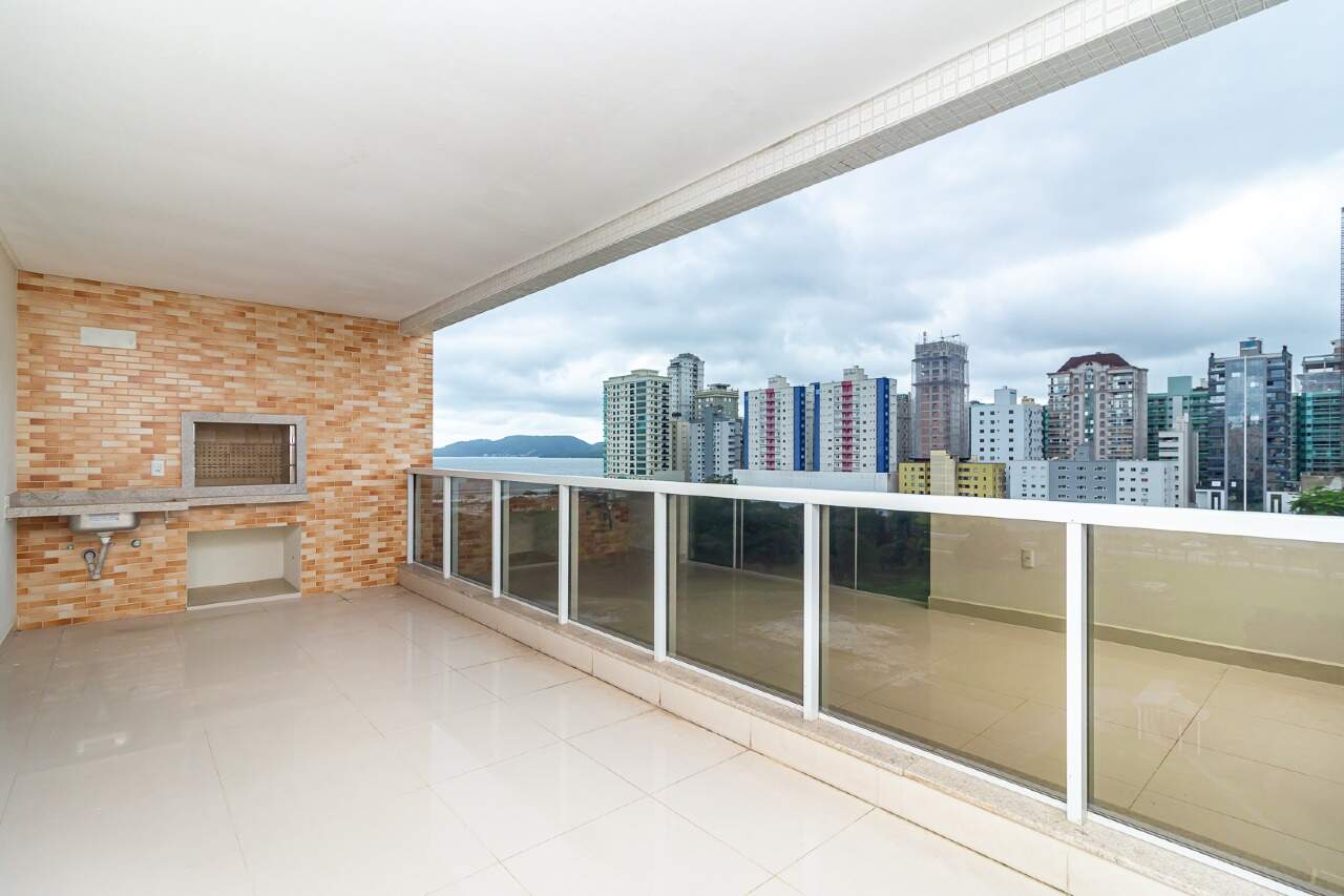 Foto do imóvel Apartamento com 3 suítes em Meia Praia, Itapema/SC.
