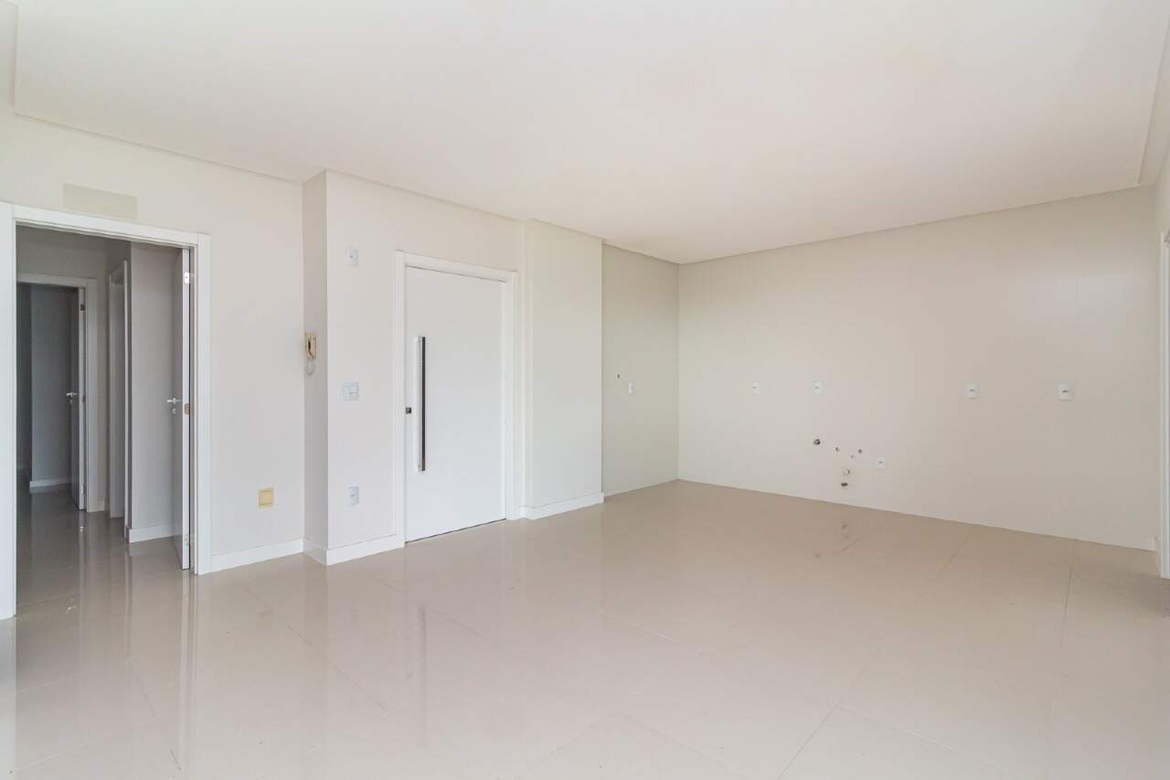 Foto do imóvel Apartamento com 3 suítes em Meia Praia, Itapema/SC.