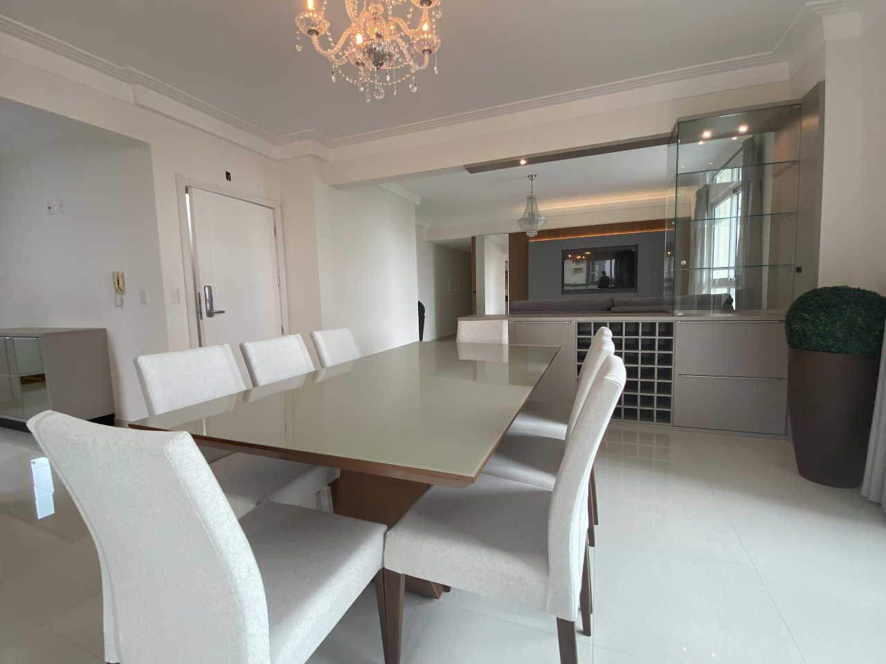 Foto do imóvel Apartamento à venda no Edifício Central Tower com 02 suítes + 02 Demi Suíte, 294,00m² privativos, na Meia Praia, Itapema / SC