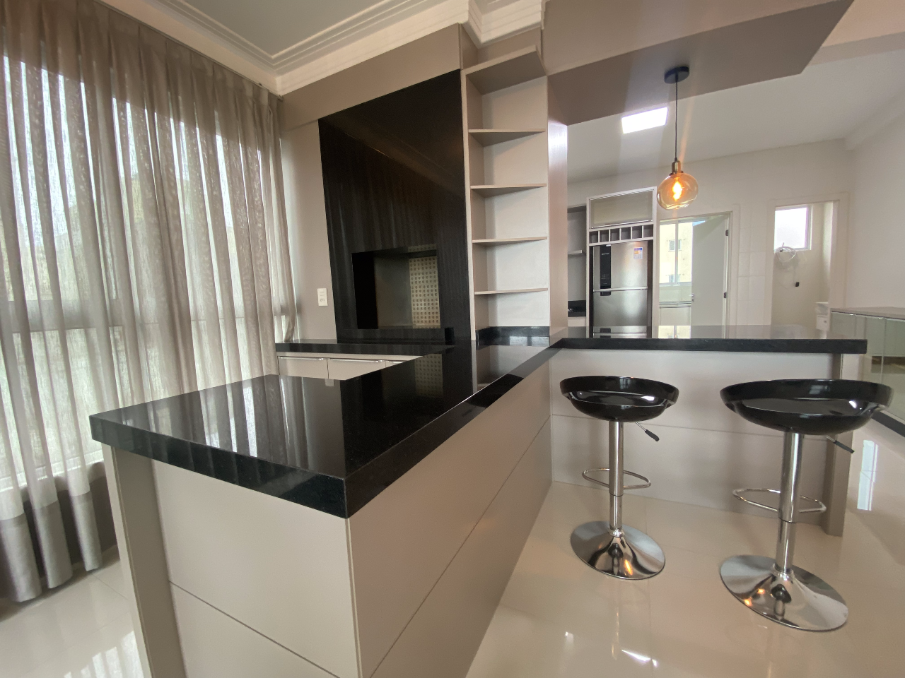 Foto do imóvel Apartamento à venda no Edifício Central Tower com 02 suítes + 02 Demi Suíte, 294,00m² privativos, na Meia Praia, Itapema / SC