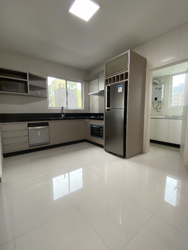 Foto do imóvel Apartamento à venda no Edifício Central Tower com 02 suítes + 02 Demi Suíte, 294,00m² privativos, na Meia Praia, Itapema / SC