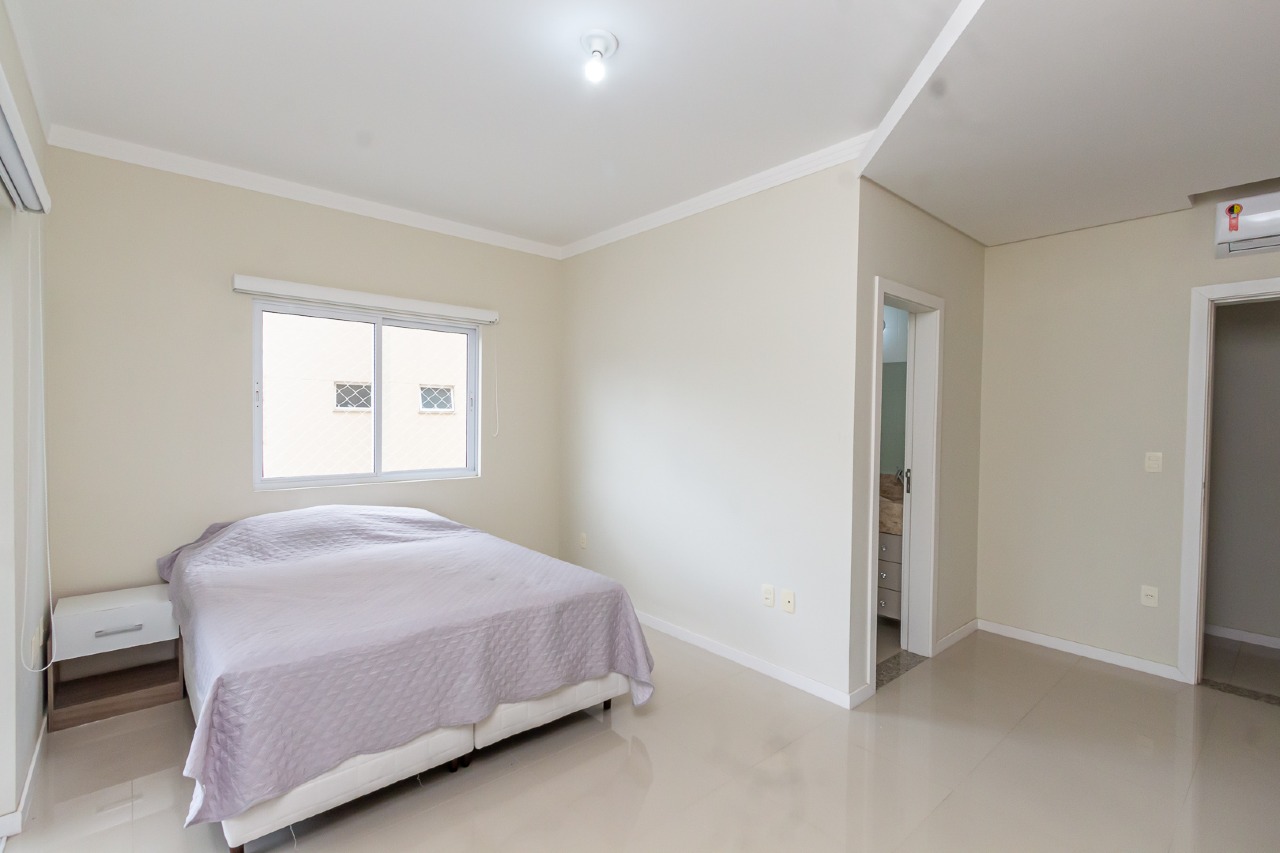 Foto do imóvel Apartamento à venda em Itapema no Summer Palace, 173 m² privativos