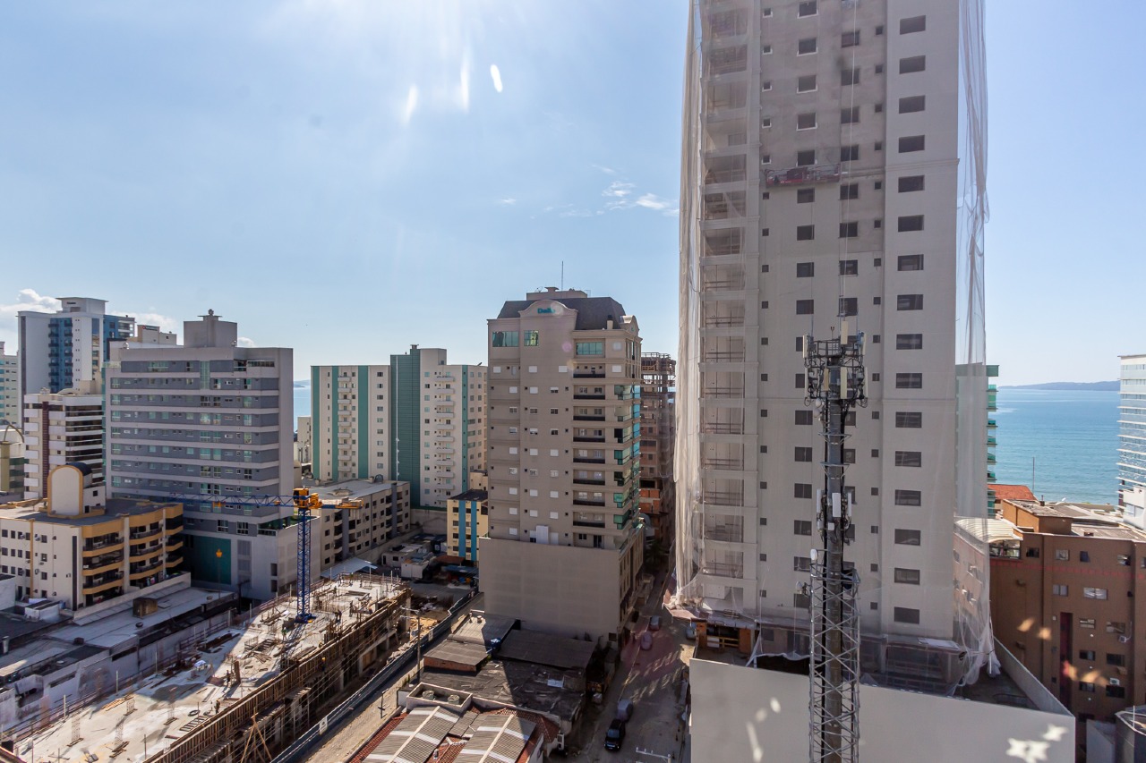 Foto do imóvel Apartamento 3 suítes no Edifício Mar das Arábias em Meia Praia Itapema – 170m²