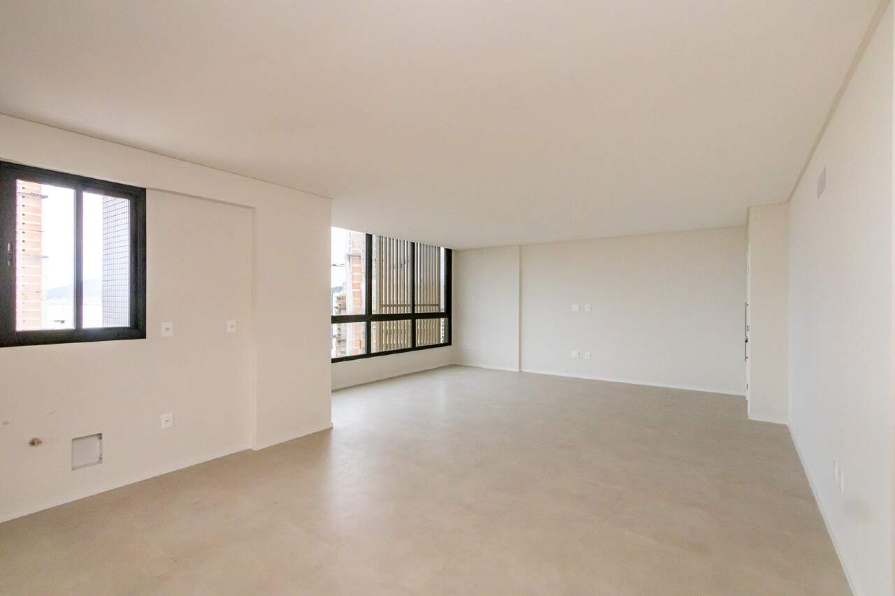 Foto do imóvel Apartamento com 3 Suítes no Edifício Dom Arthur em Itapema 