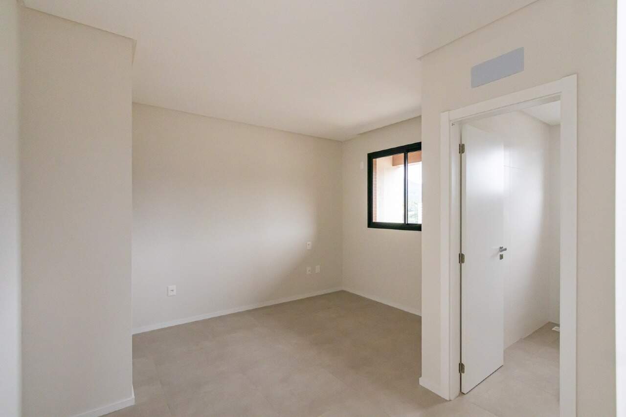 Foto do imóvel Apartamento com 3 Suítes no Edifício Dom Arthur em Itapema 