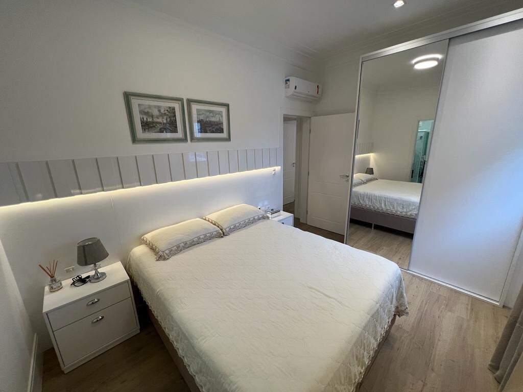 Foto do imóvel Apartamento no La Rivière com 3 suítes e 140m² frente mar – Meia Praia, Itapema