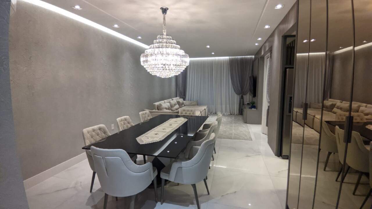 Foto do imóvel Apartamento 100m do mar Meia Praia Itapema | Residencial Porto Villa