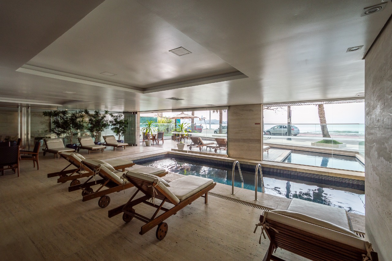 [Edificio] Apartamento à venda Acqualina Residence: Piscina aquecida