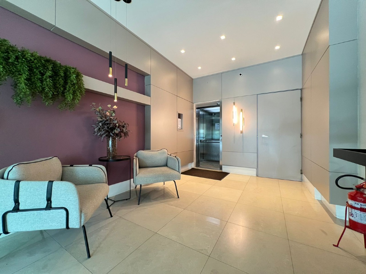 Foto do imóvel Apartamento mobiliado com vista para o mar a 300m da praia