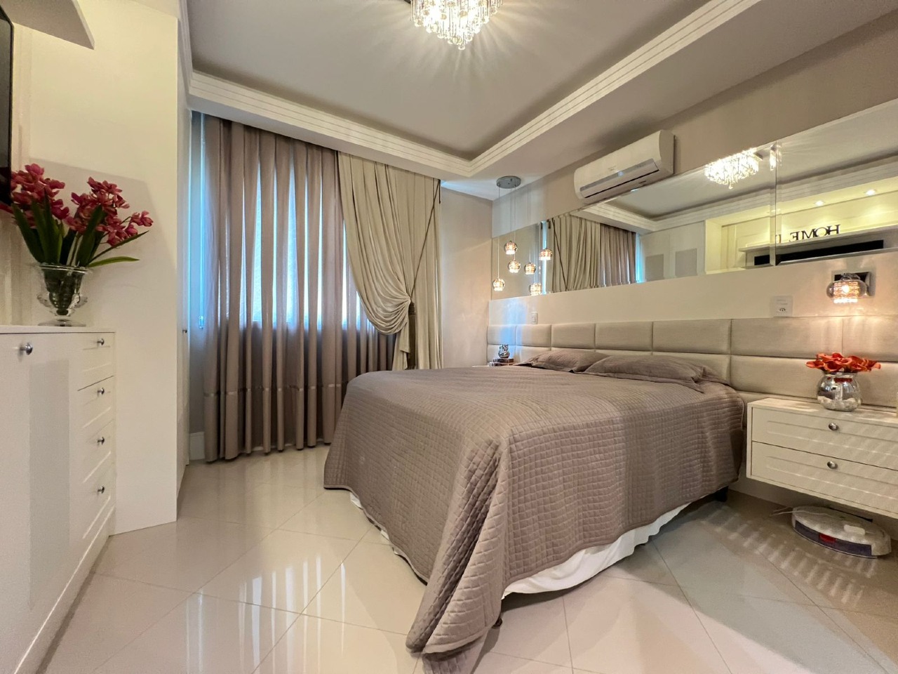 Foto do imóvel Apartamento mobiliado com vista para o mar a 300m da praia