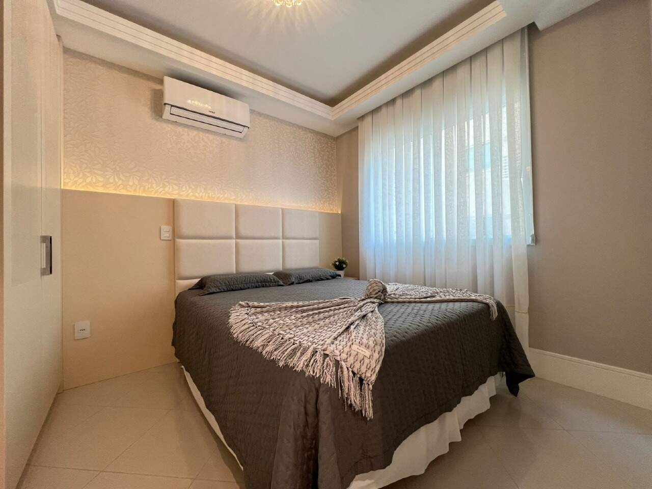Foto do imóvel Apartamento mobiliado com vista para o mar a 300m da praia