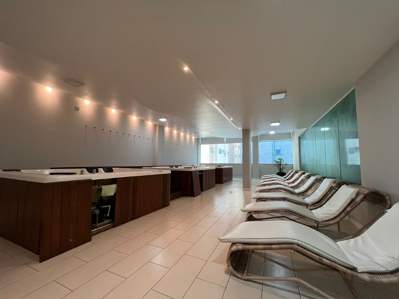 Foto do imóvel Apartamento mobiliado com vista para o mar a 300m da praia