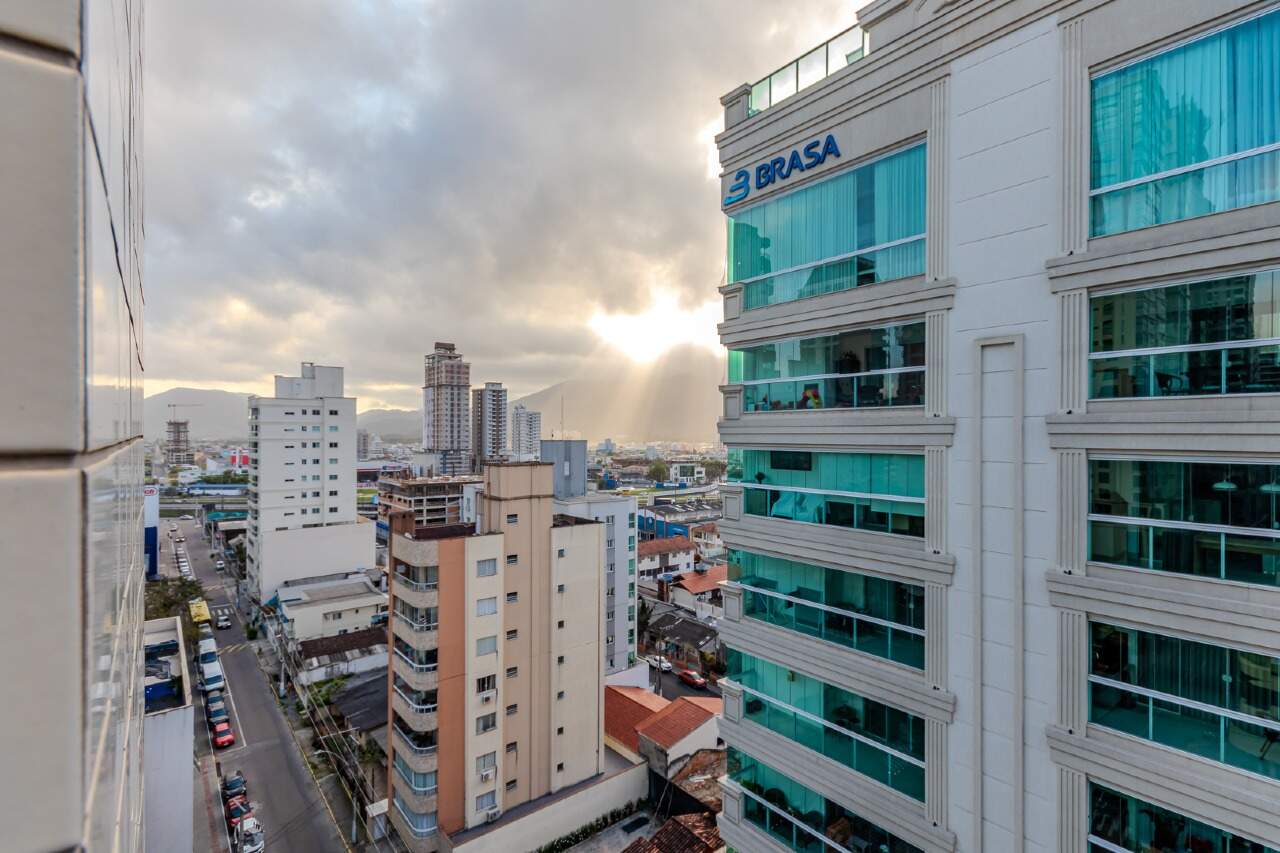Foto do imóvel Apartamento mobiliado no Ville de Paris em Meia Praia Itapema