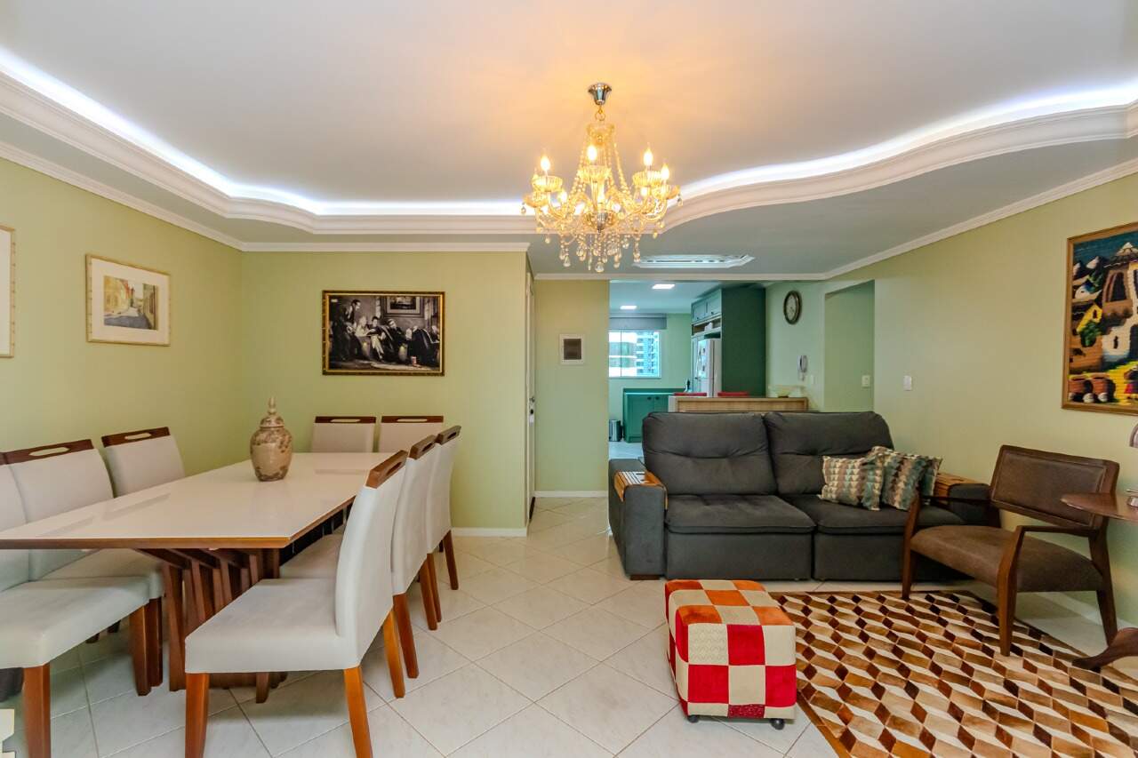 Foto do imóvel Apartamento mobiliado no Ville de Paris em Meia Praia Itapema