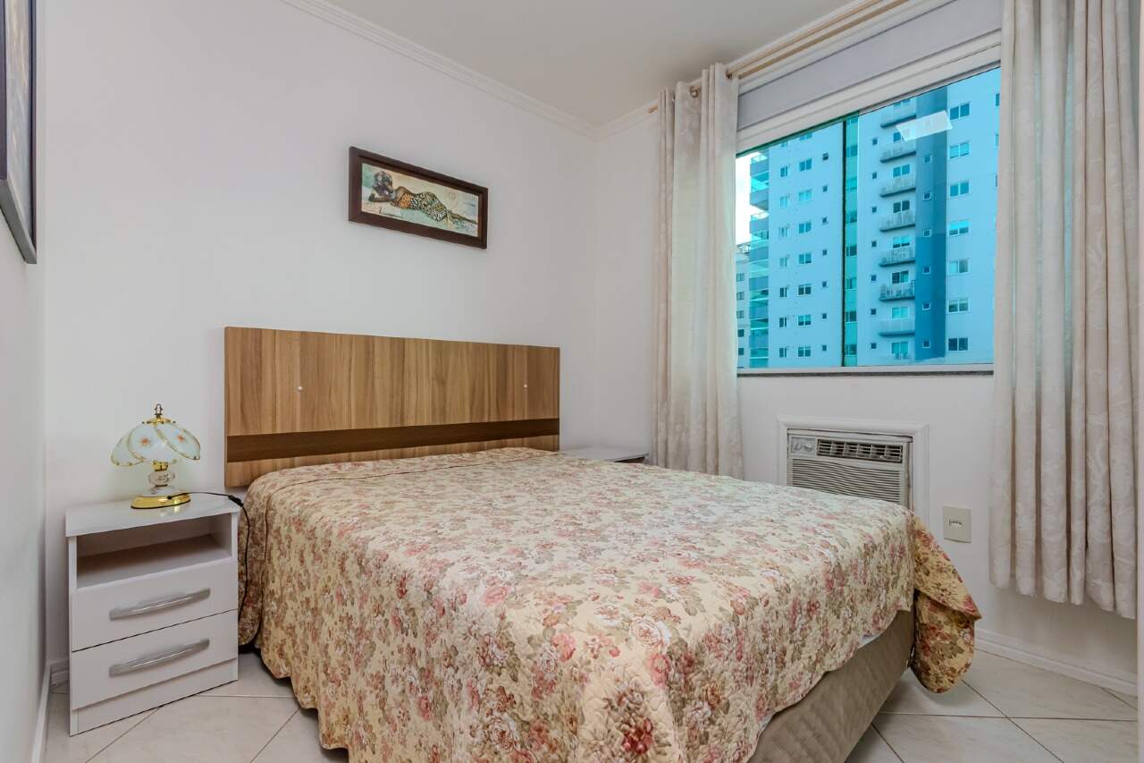 Foto do imóvel Apartamento mobiliado no Ville de Paris em Meia Praia Itapema