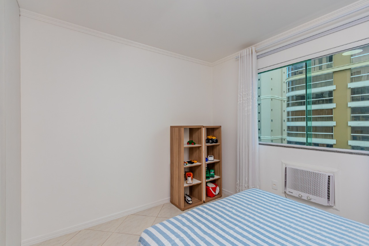 Foto do imóvel Apartamento mobiliado no Ville de Paris em Meia Praia Itapema