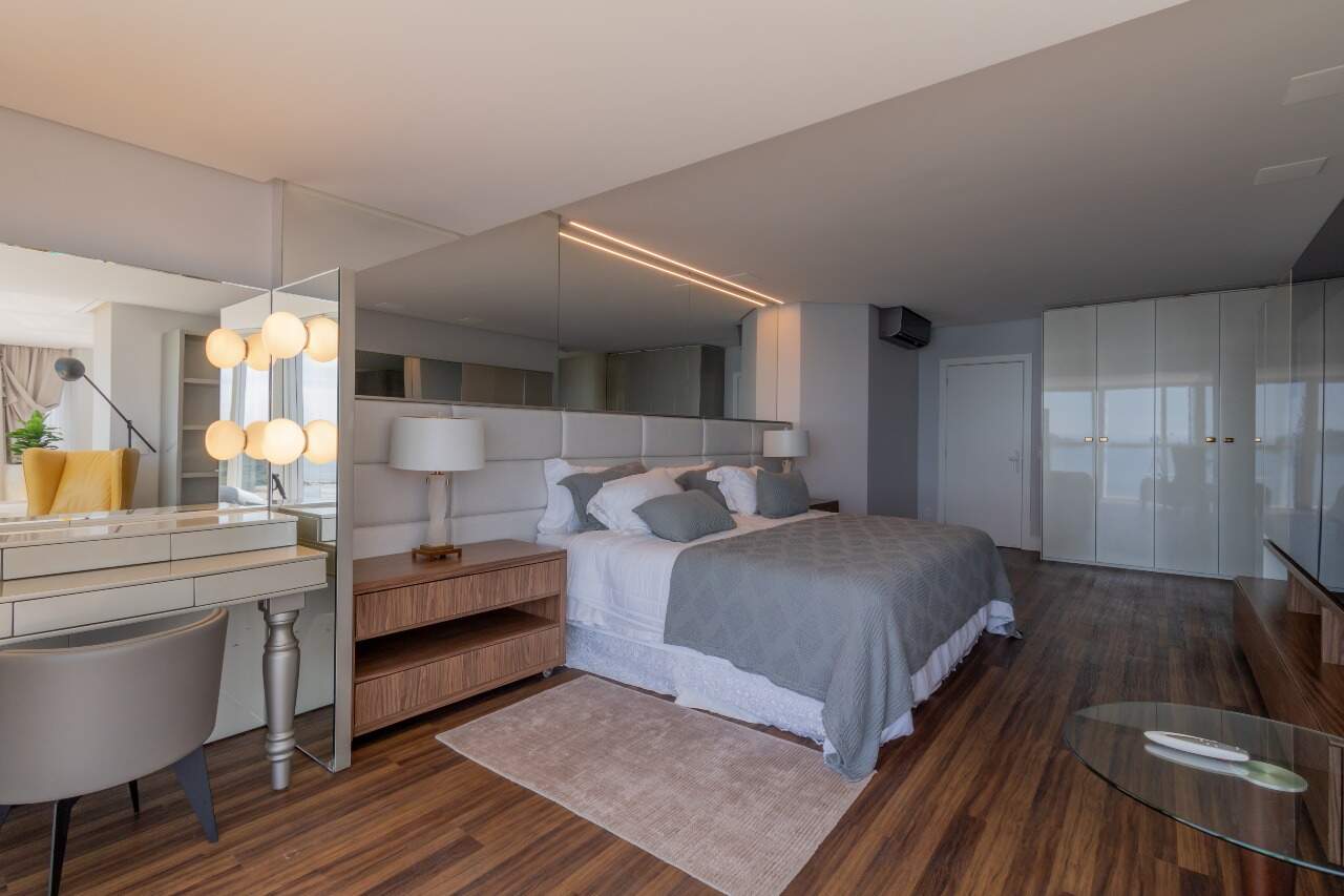 Foto do imóvel Apartamento Vista Mar com 06 suítes á venda no Edifício Victoria Residence no Centro de Balneário Camboriú