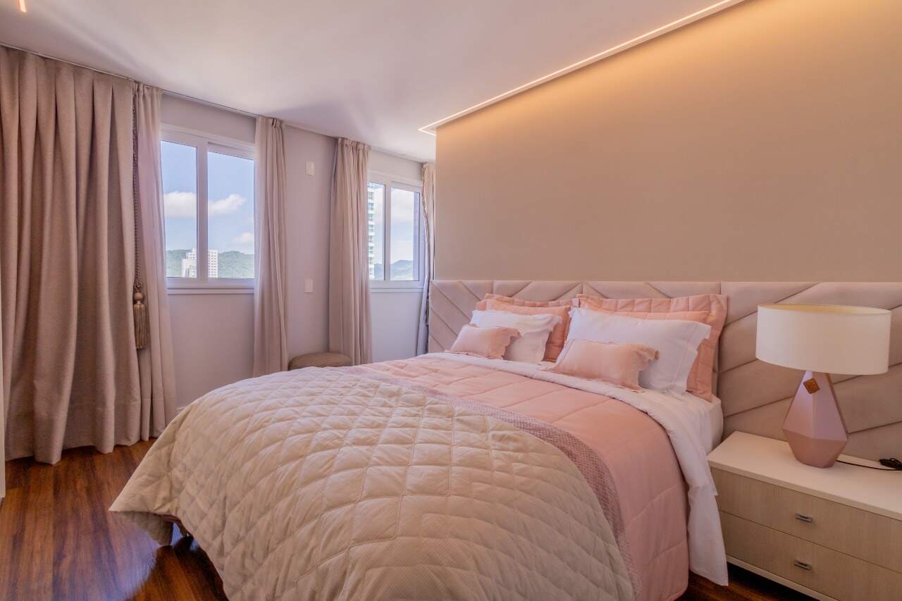 Foto do imóvel Apartamento Vista Mar com 06 suítes á venda no Edifício Victoria Residence no Centro de Balneário Camboriú