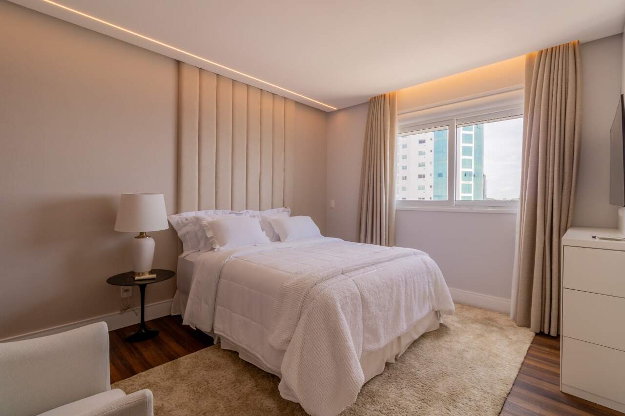 Foto do imóvel Apartamento Vista Mar com 06 suítes á venda no Edifício Victoria Residence no Centro de Balneário Camboriú