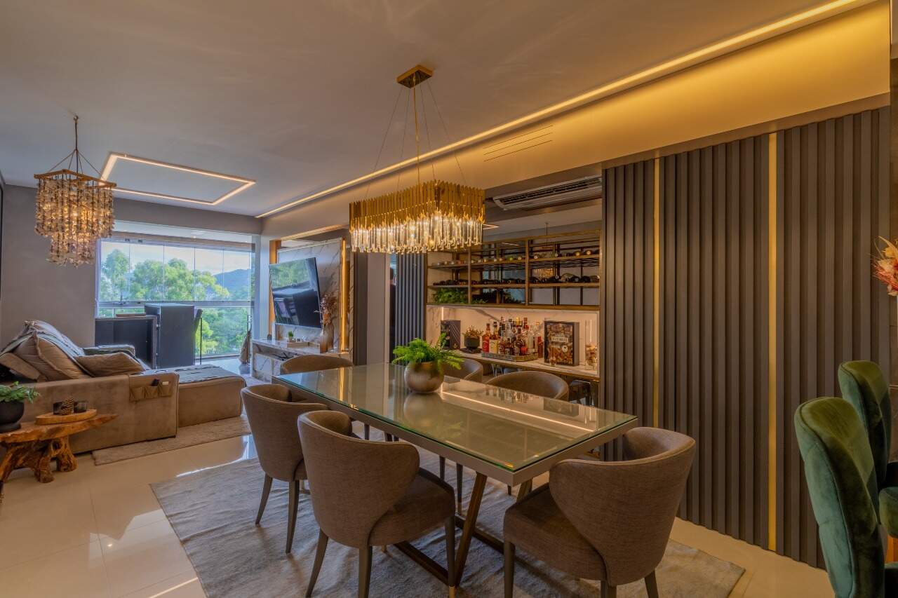 Apartamento mobiliado com 3 quartos sendo 1 suíte no Amores da Brava na Praia Brava em Itajaí