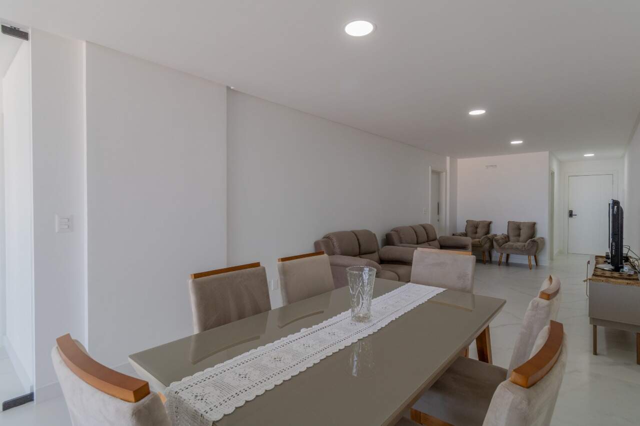 Foto do imóvel Apartamento 3 Suítes à Venda no Edifício Surfers Paradise – Praia Brava, Itajaí