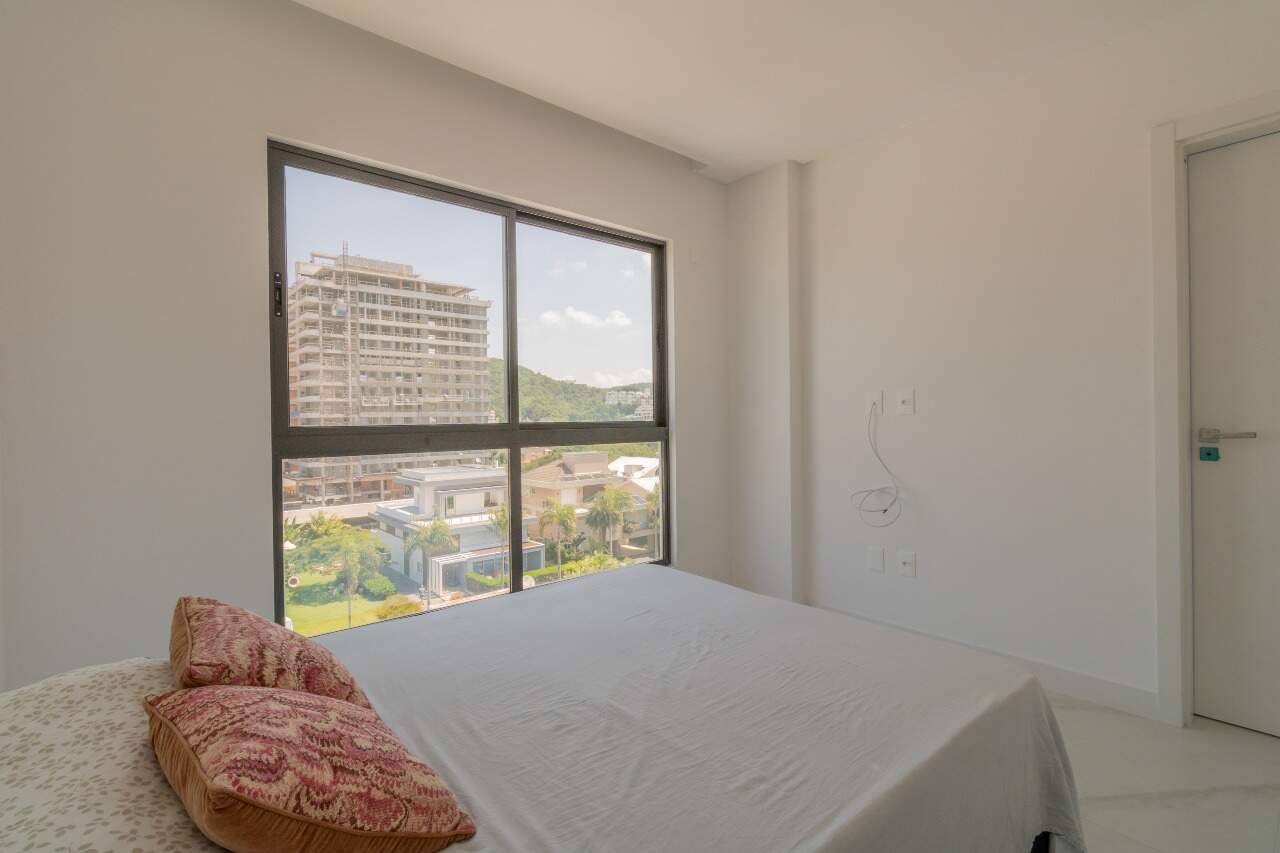 Foto do imóvel Apartamento 3 Suítes à Venda no Edifício Surfers Paradise – Praia Brava, Itajaí