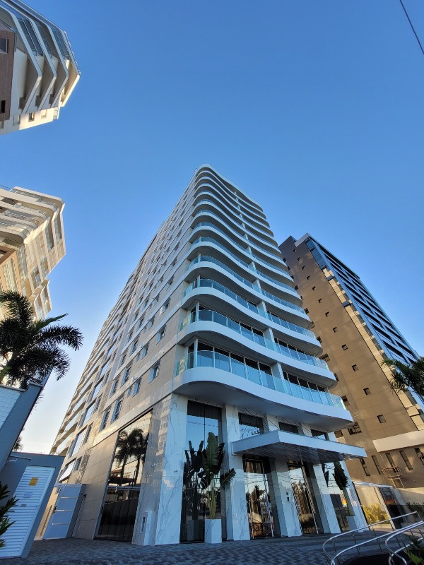 Foto do imóvel Apartamento de alto padrão na Praia Brava Itajaí com 4 suítes e 210m²