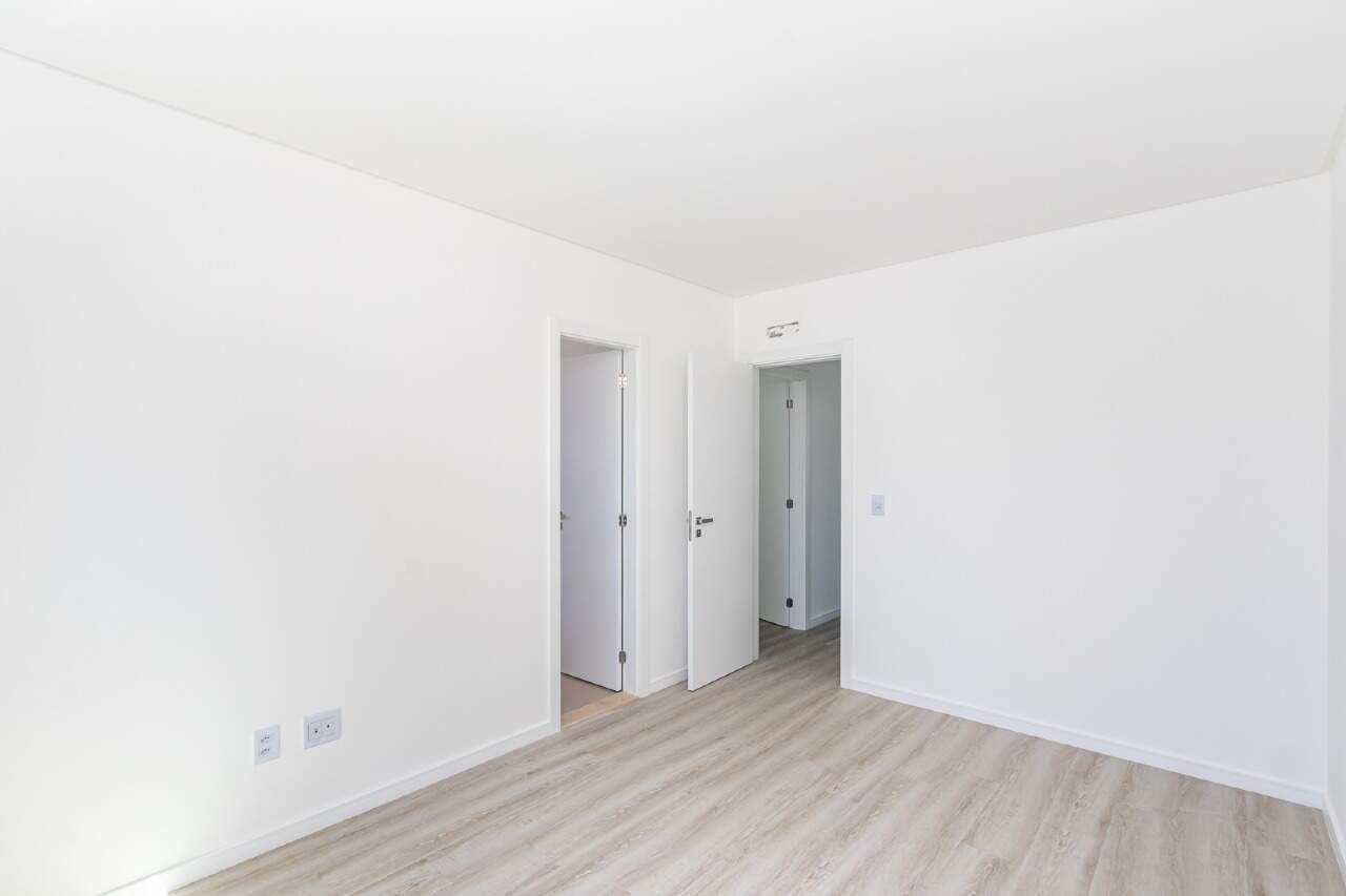 Foto do imóvel Apartamento no Edifício Villa Alba – 4 Quartos, 4 Suítes, 5 Banheiros no Centro de Balneário Camboriú