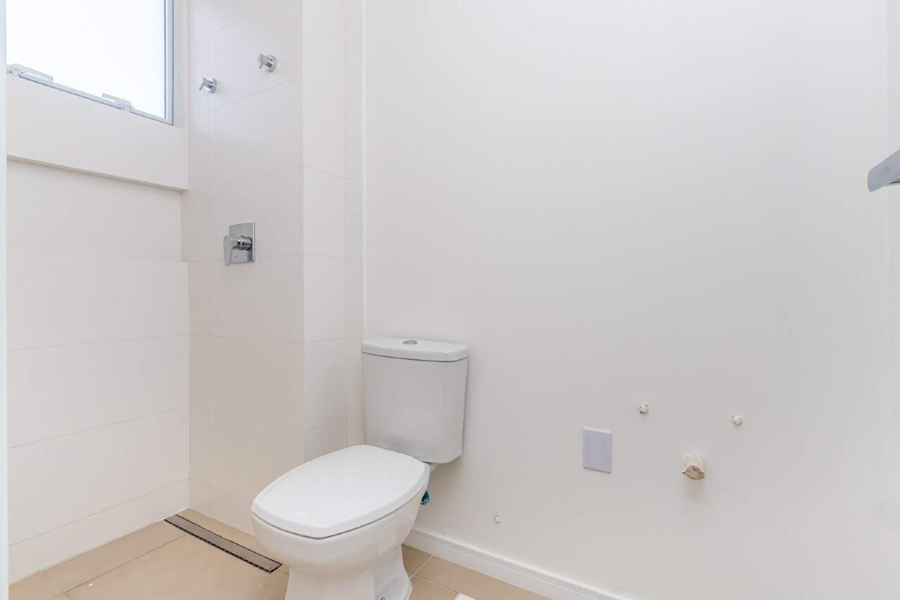 Foto do imóvel Apartamento no Edifício Villa Alba – 4 Quartos, 4 Suítes, 5 Banheiros no Centro de Balneário Camboriú