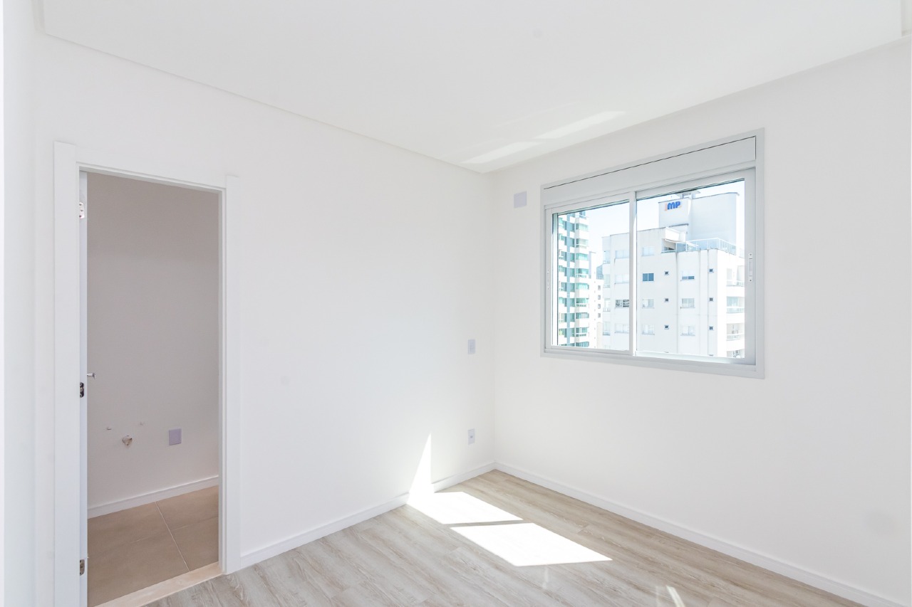 Foto do imóvel Apartamento no Edifício Villa Alba | 4 Suítes, 5 Banheiros | Balneário Camboriú