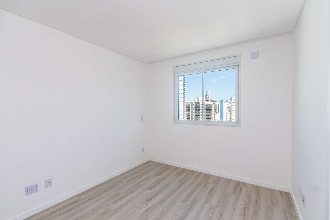 Foto do imóvel Apartamento no Edifício Villa Alba | 4 Suítes, 5 Banheiros | Balneário Camboriú