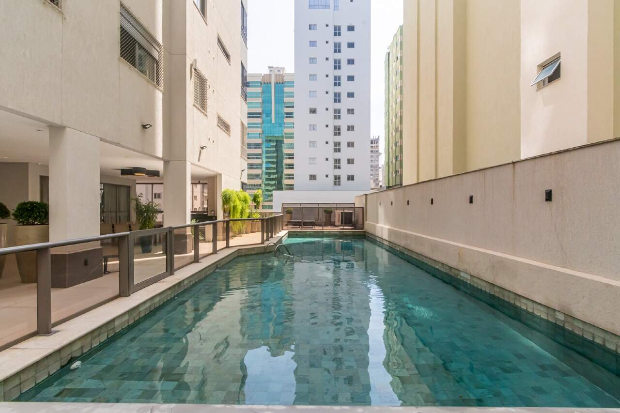 Foto do imóvel Apartamento 4 suites Quadra Mar Mobiliado a venda no Edifício Milano em Meia Praia.