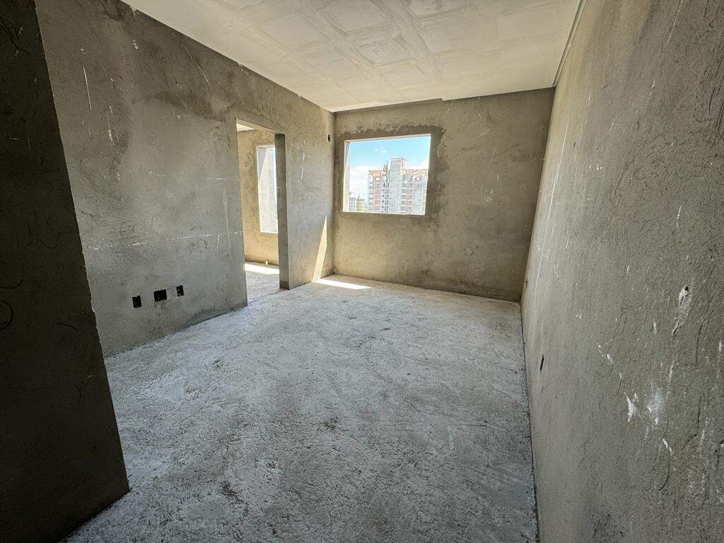 Foto do imóvel Apartamento Vista Mar com 4 Suítes no Edifício Diamond Tower em Meia Praia