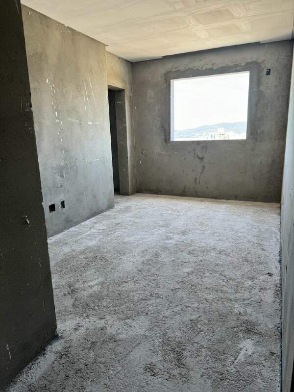 Foto do imóvel Apartamento Vista Mar com 4 Suítes no Edifício Diamond Tower em Meia Praia