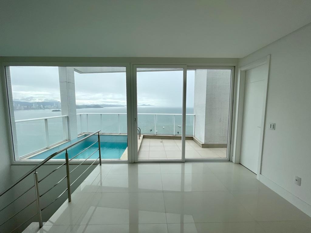 Foto do imóvel Cobertura Triplex Vista Mar com 07 Suítes á venda no Edifício Gran Palazzo em Balneário Camboriú