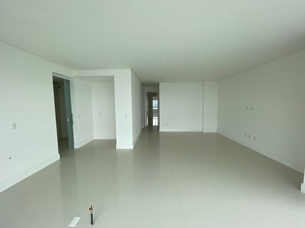Foto do imóvel Cobertura Triplex Vista Mar com 07 Suítes á venda no Edifício Gran Palazzo em Balneário Camboriú