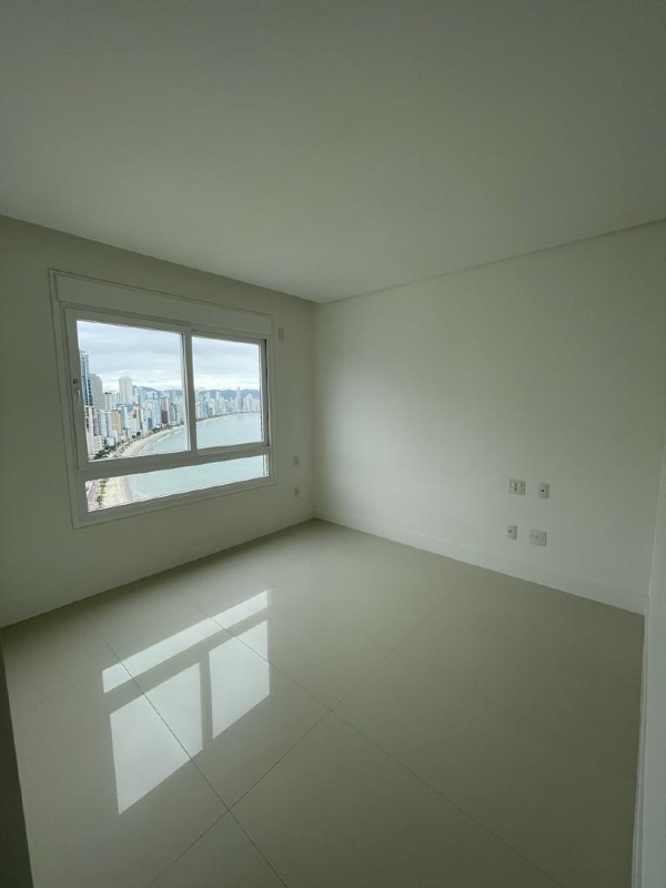 Foto do imóvel Cobertura Triplex Vista Mar com 07 Suítes á venda no Edifício Gran Palazzo em Balneário Camboriú