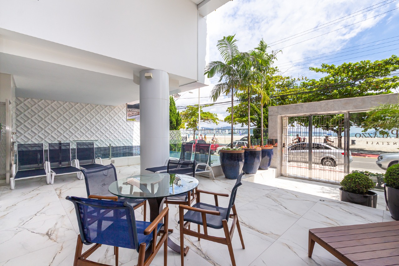 Foto do imóvel Cobertura Triplex Vista Mar com 07 Suítes á venda no Edifício Gran Palazzo em Balneário Camboriú
